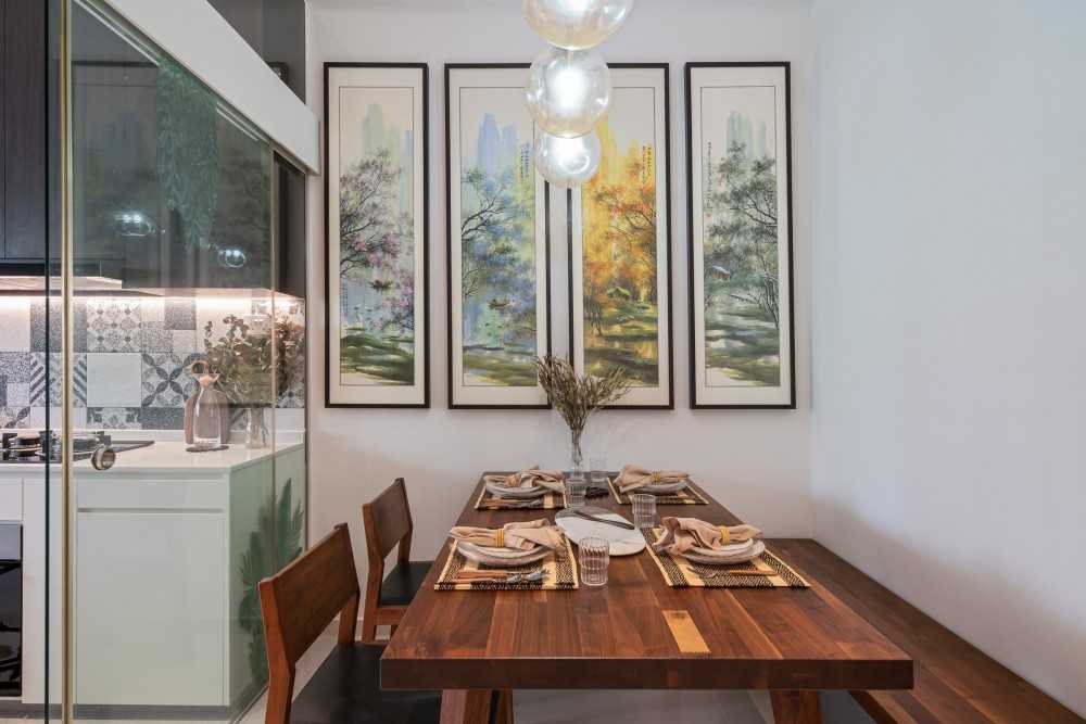 Modern Dining Room with Dining Table and Dining Chairs