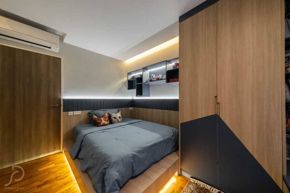 Modern Bedroom with Vinyl Flooring and Wardrobe