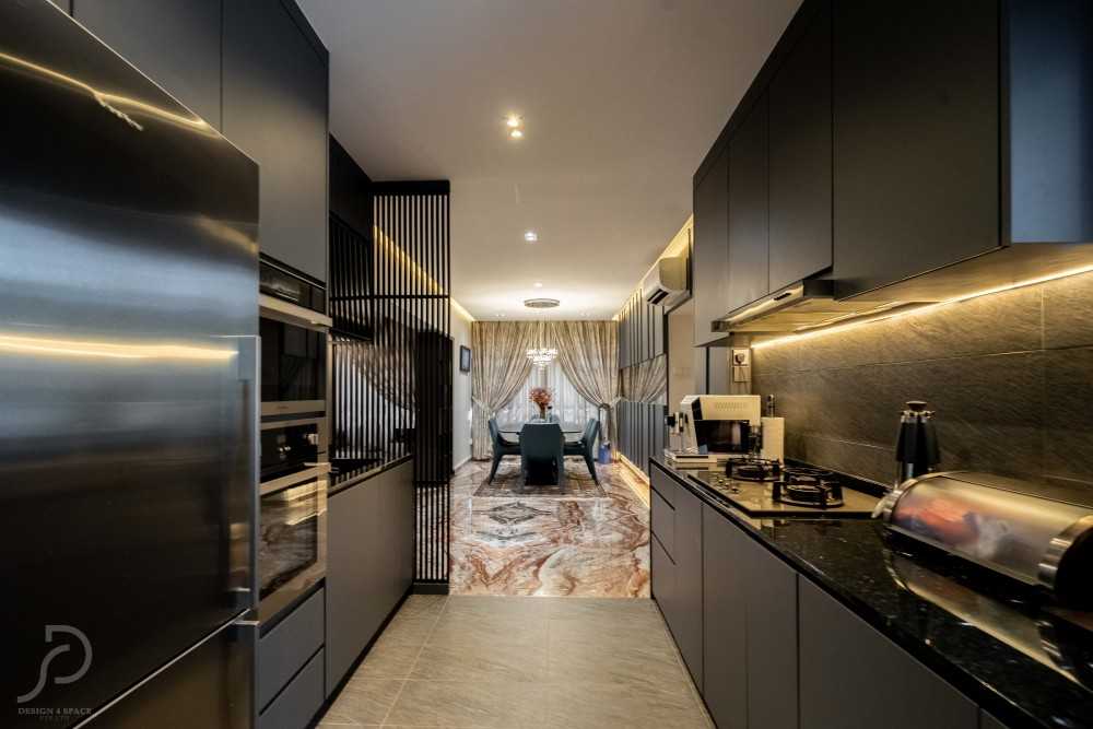 Modern Kitchen with Kitchen Window and Kitchen Island