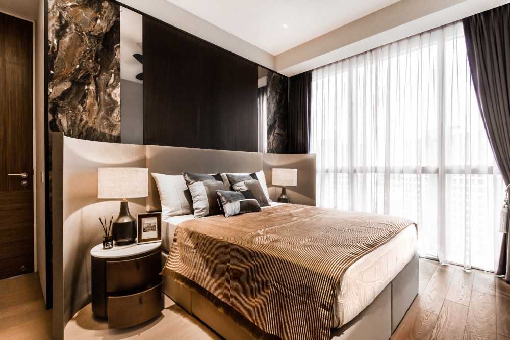 Modern Bedroom with Built-in Bed and Bedside Table