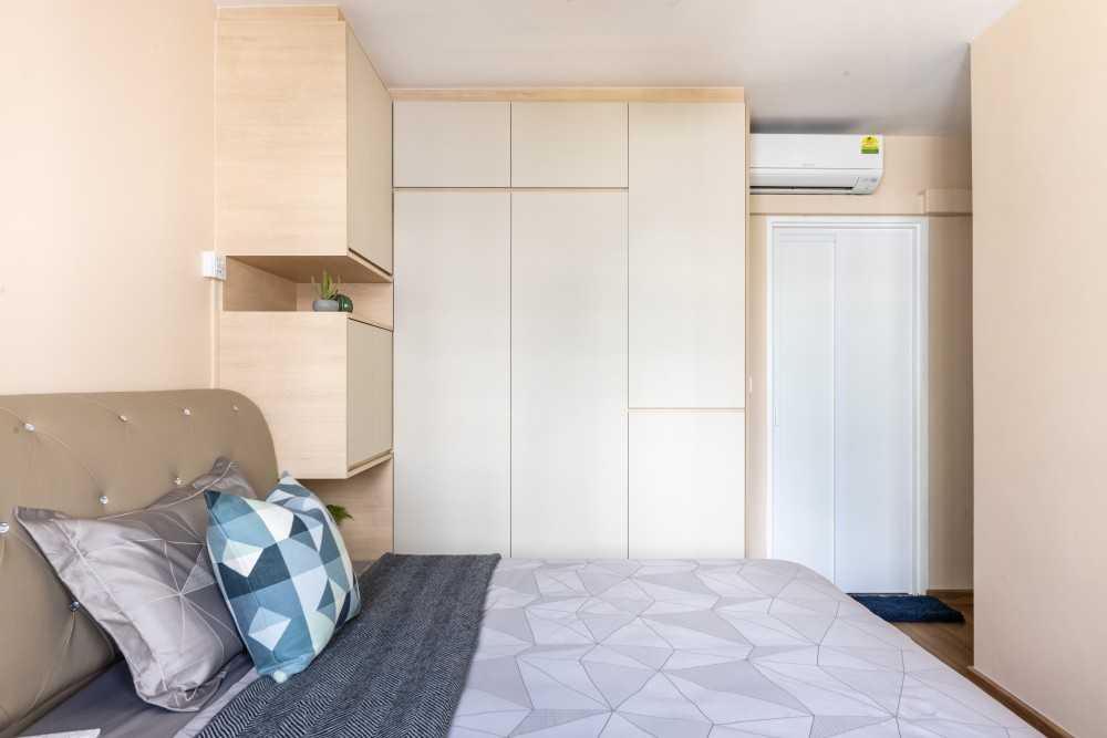 Minimalist Bedroom with Wardrobe and Bedside Table