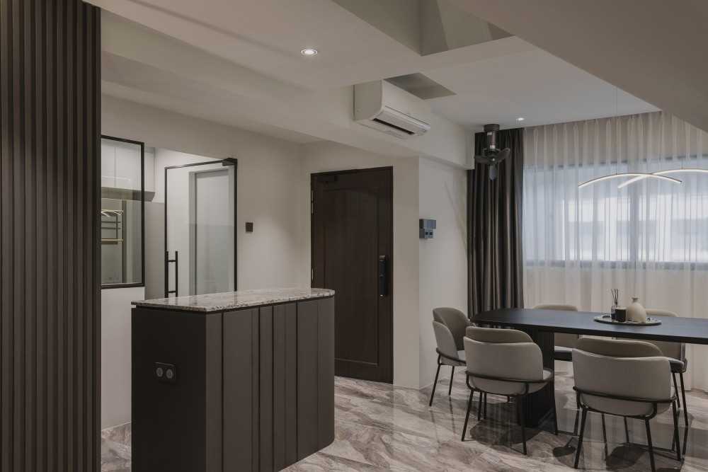 Modern Dining Room with Bar Counter and Dining Table