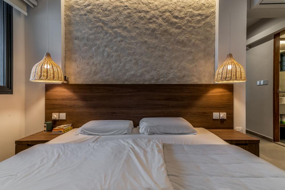 Contemporary Bedroom with Bedside Table and Queen Bed