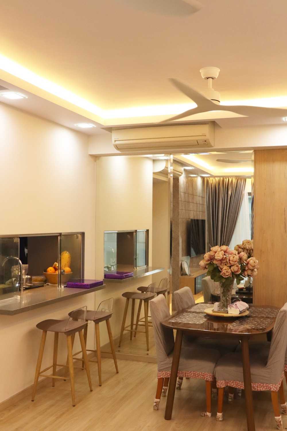 Transitional Living Room with Mirror and Cove Lighting