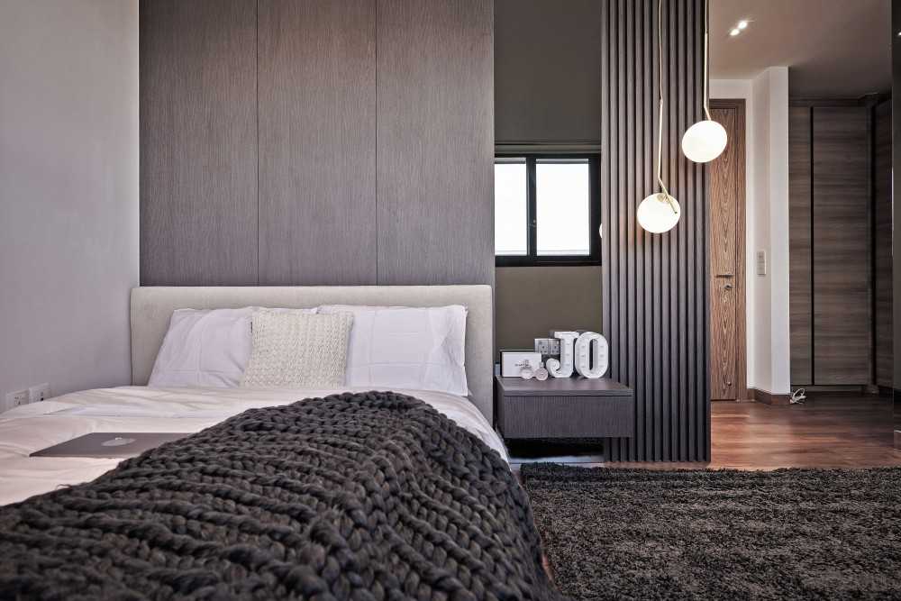 Contemporary Bedroom with Built-in Bed and Bedside Table