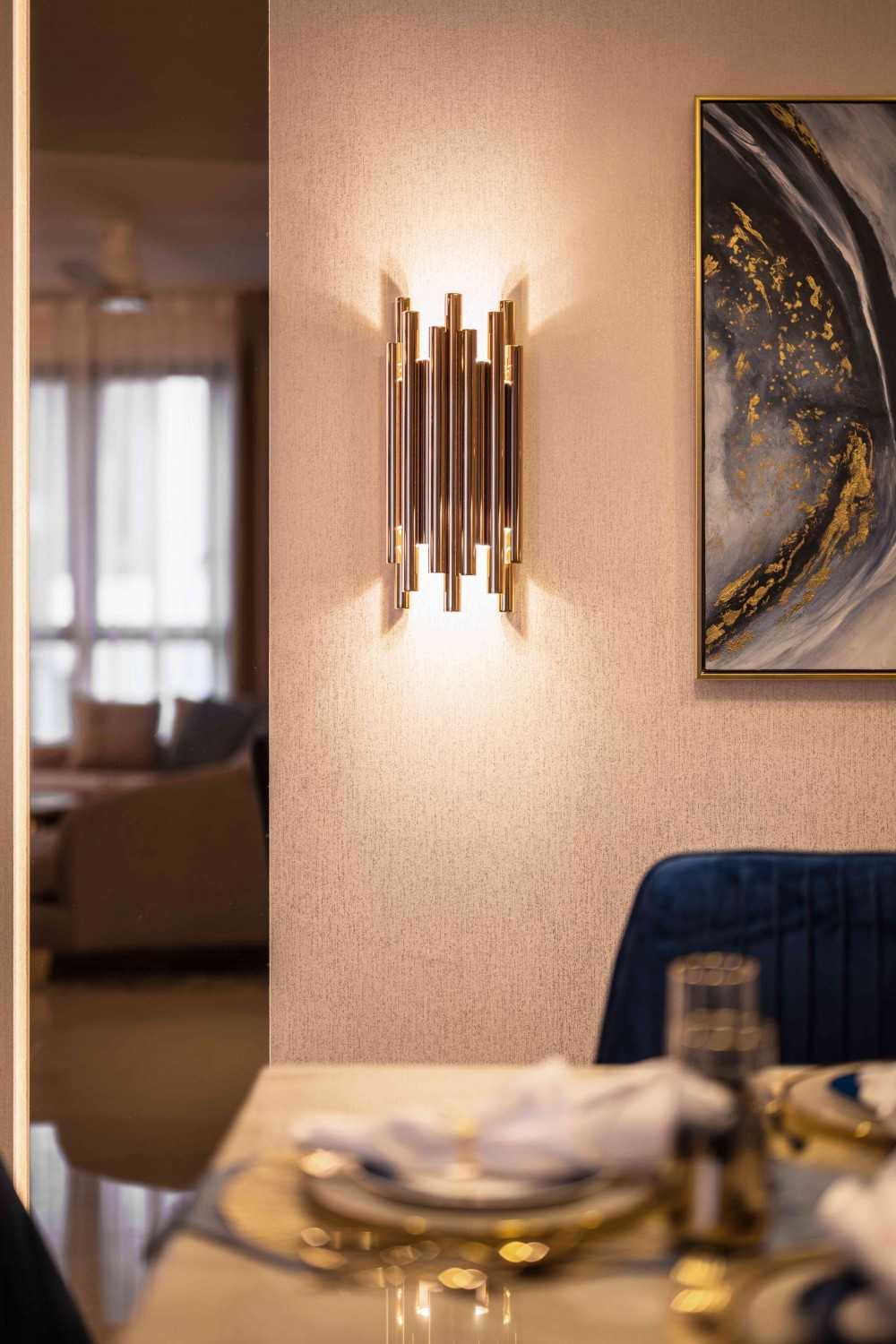 Modern Dining Room with Dining Table and Dining Chairs