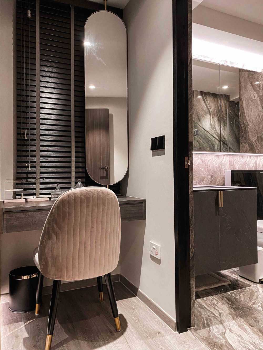 Modern Walk-in Wardrobe with Mirror and Vanity Counter