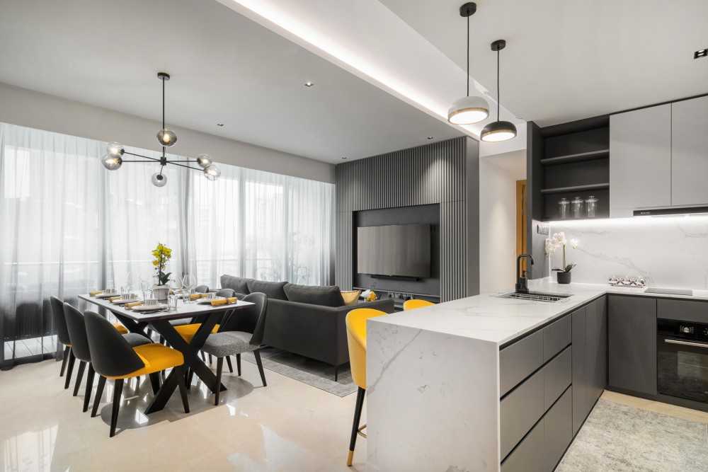 Contemporary Kitchen with Kitchen Island and Open Kitchen