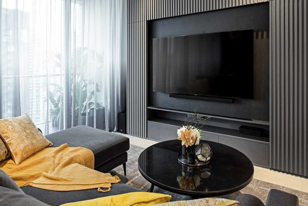 Contemporary Living Room with Feature Wall and Sofa