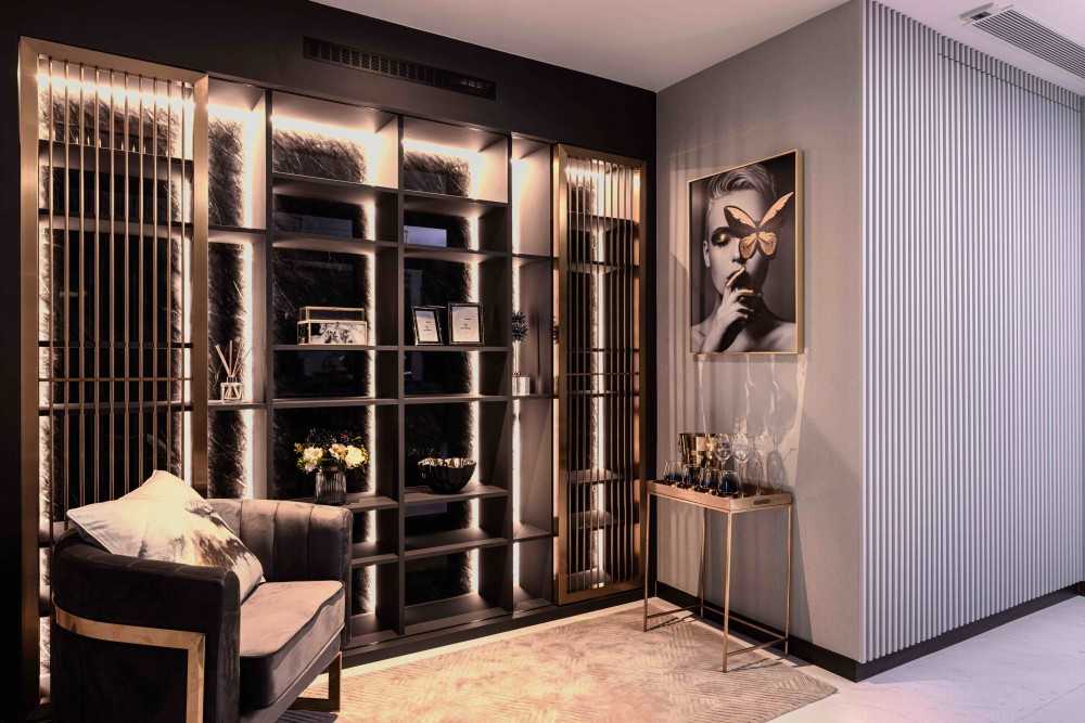 Modern Entryway with Mirror and Small Storage