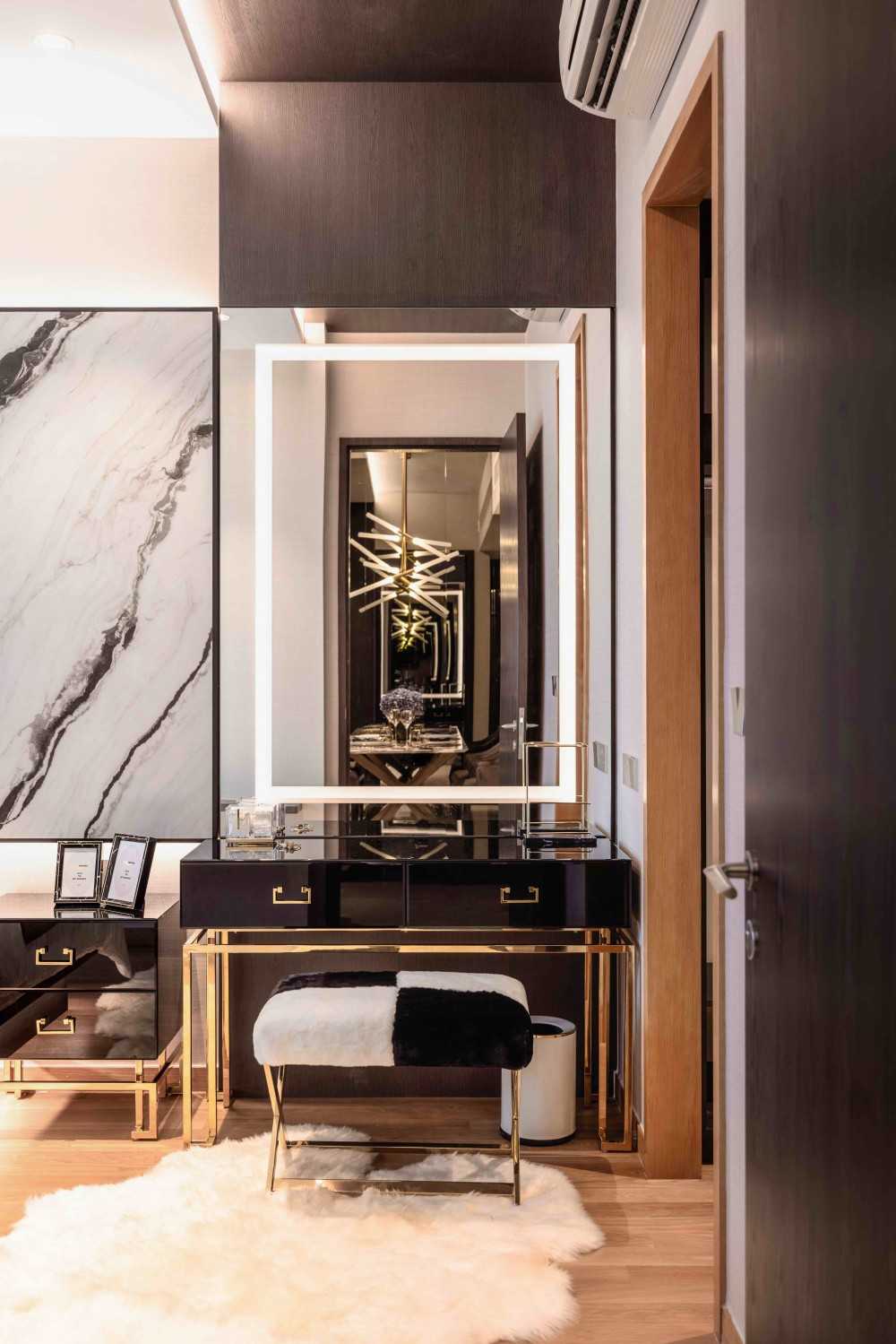 Modern Bedroom with Cove Lighting and Built-in Bed