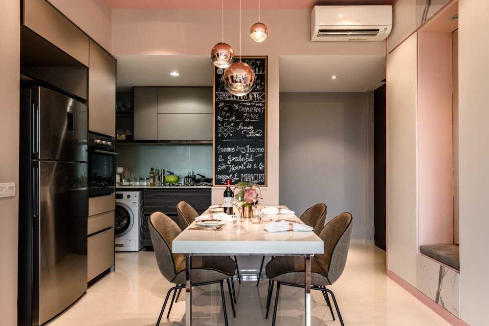 Modern Dining Room with Dining Table and Dining Chairs