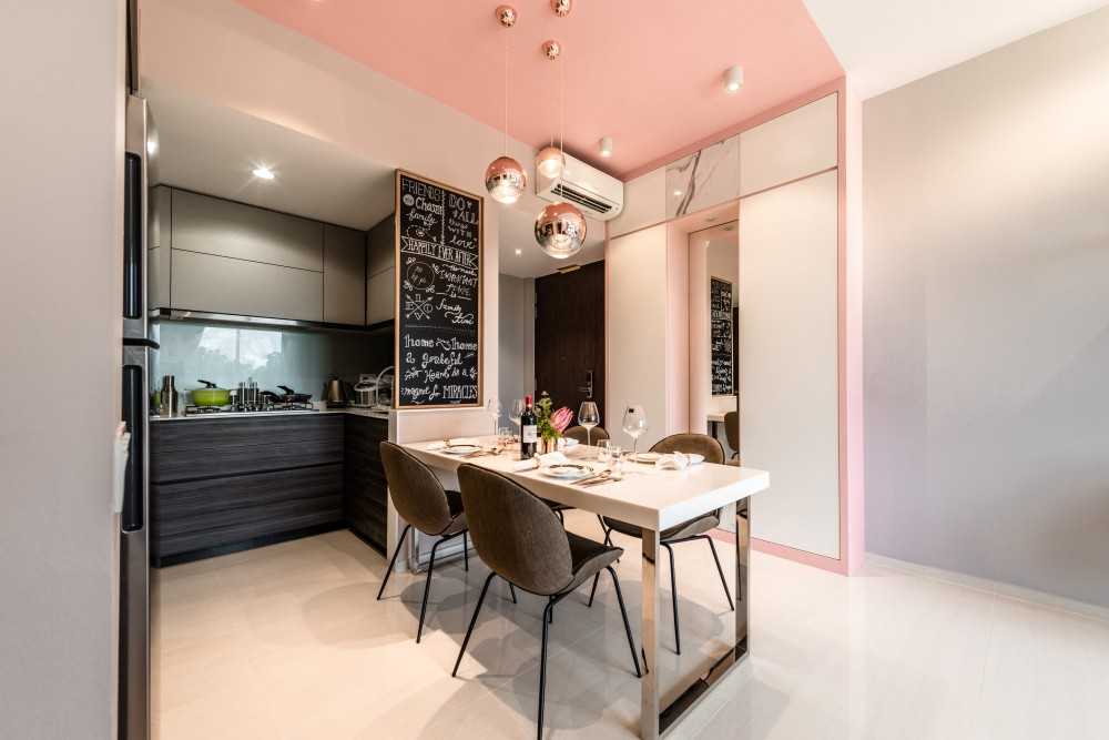 Modern Kitchen with Kitchen Island and Open Kitchen