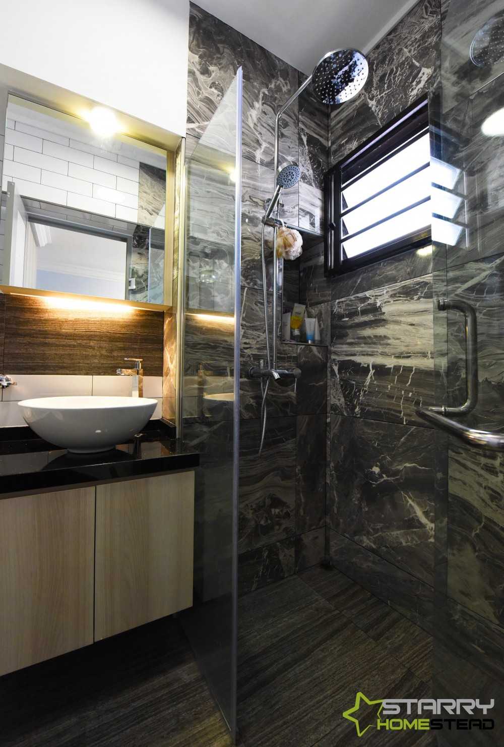 Modern Bathroom with Mirror and Vanity Counter