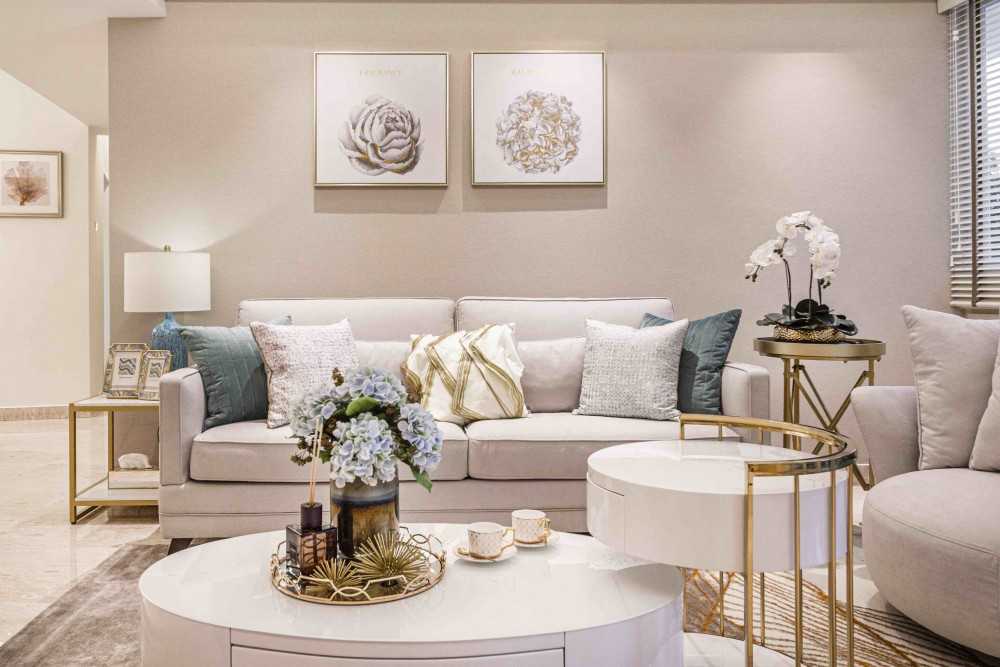 Transitional Living Room with Sofa and Coffee Table