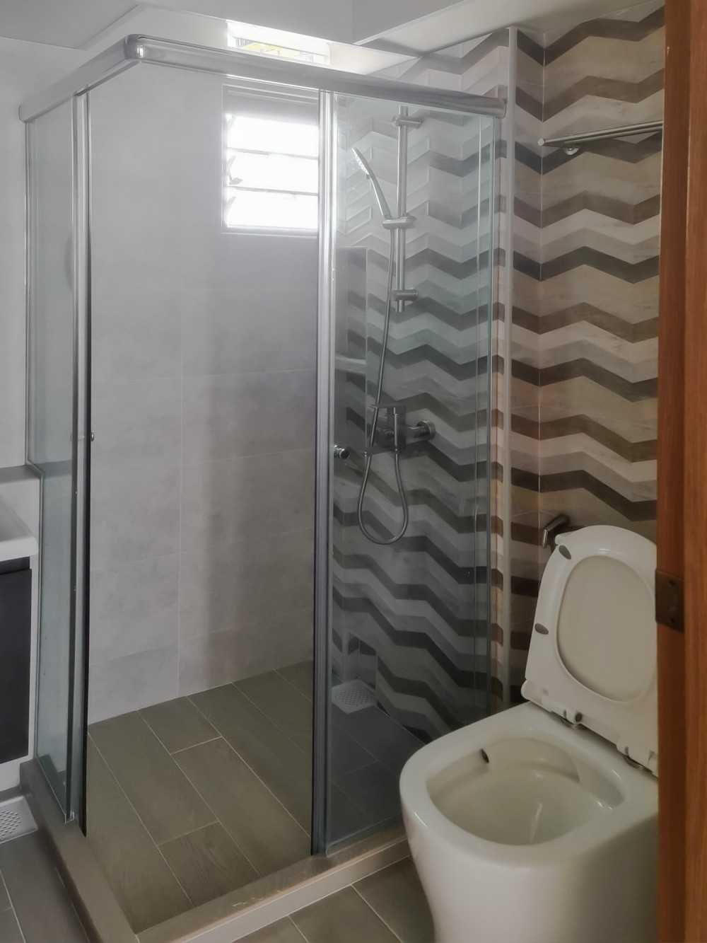 Scandinavian Bathroom with Shower Screen and Window Grille