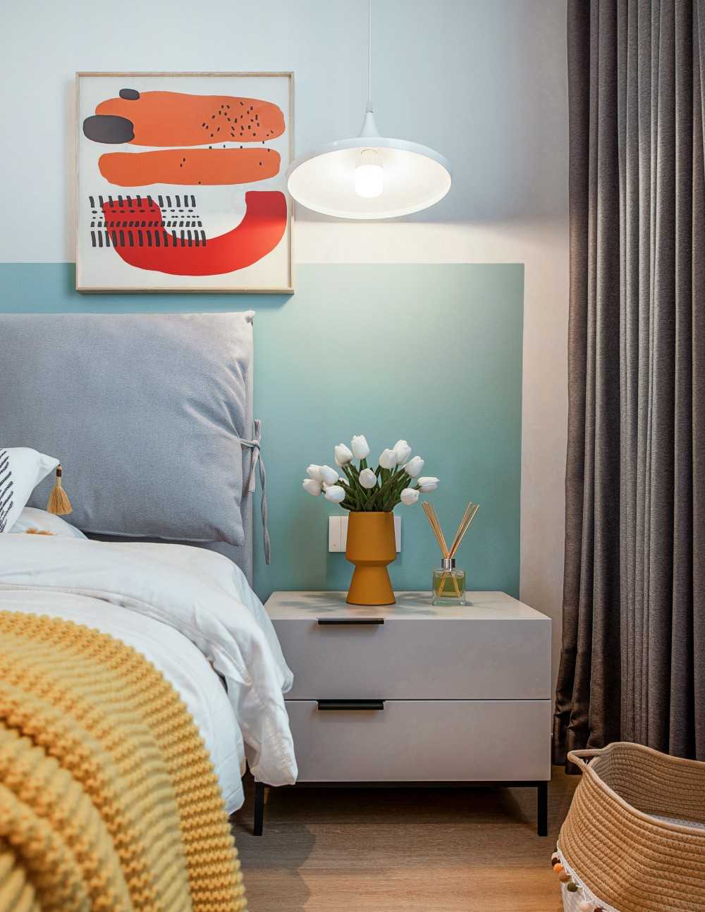 Scandinavian Bedroom with Bedside Table and Queen Bed