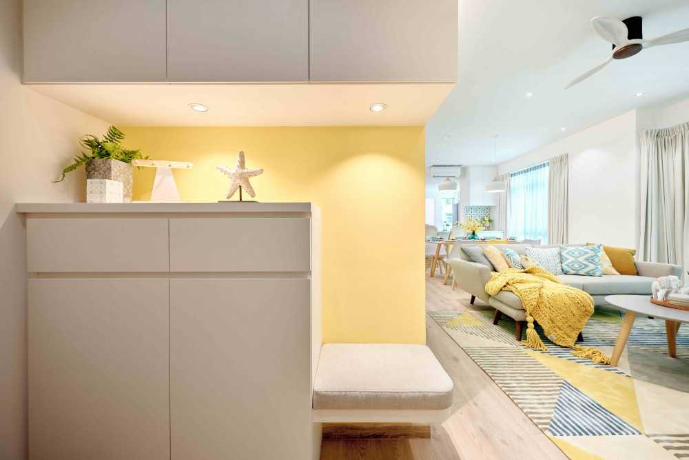 Transitional Entryway with Seating Bench and Shoe Rack