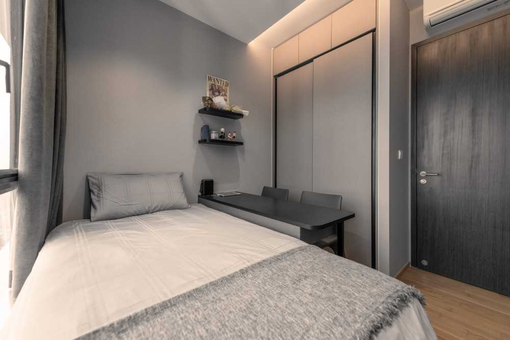 Contemporary Bedroom with Cove Lighting and Wardrobe