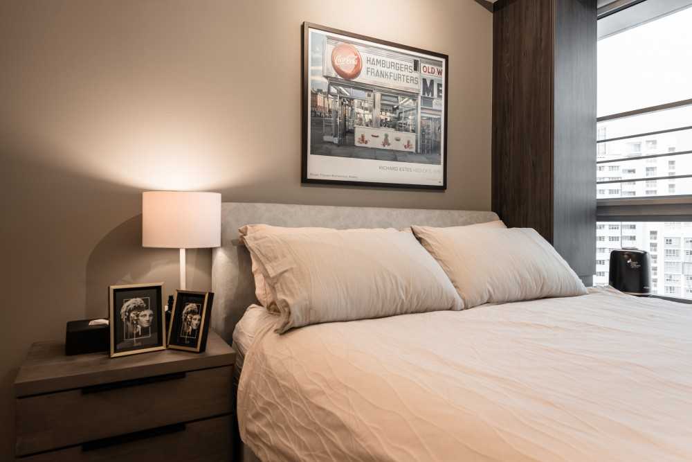 Contemporary Bedroom with Bedside Table and Queen Bed