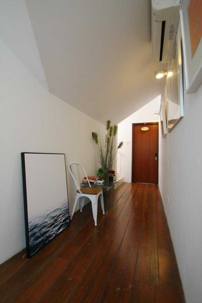 Scandinavian Entryway with Console Table and Stools