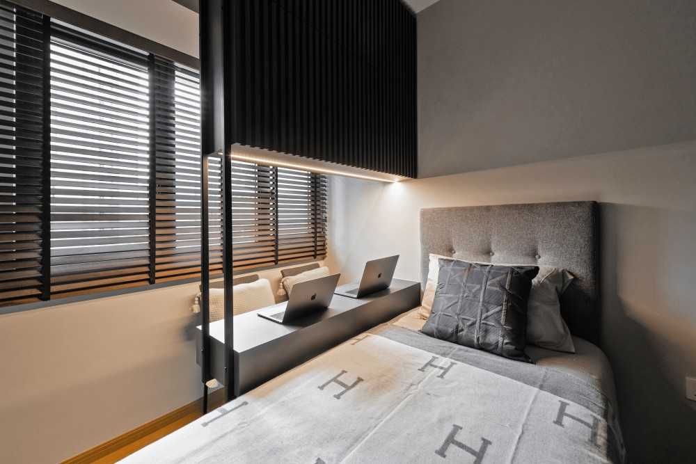 Minimalist Kids Room with Bookshelf and Built-in Bed