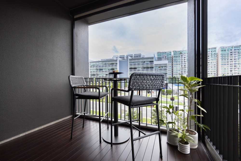 Modern Balcony with Outdoor Table and Outdoor Chairs