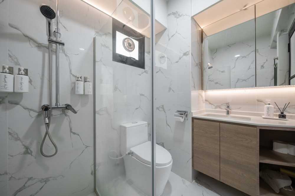 Contemporary Bathroom with Vinyl Flooring and Wood Flooring
