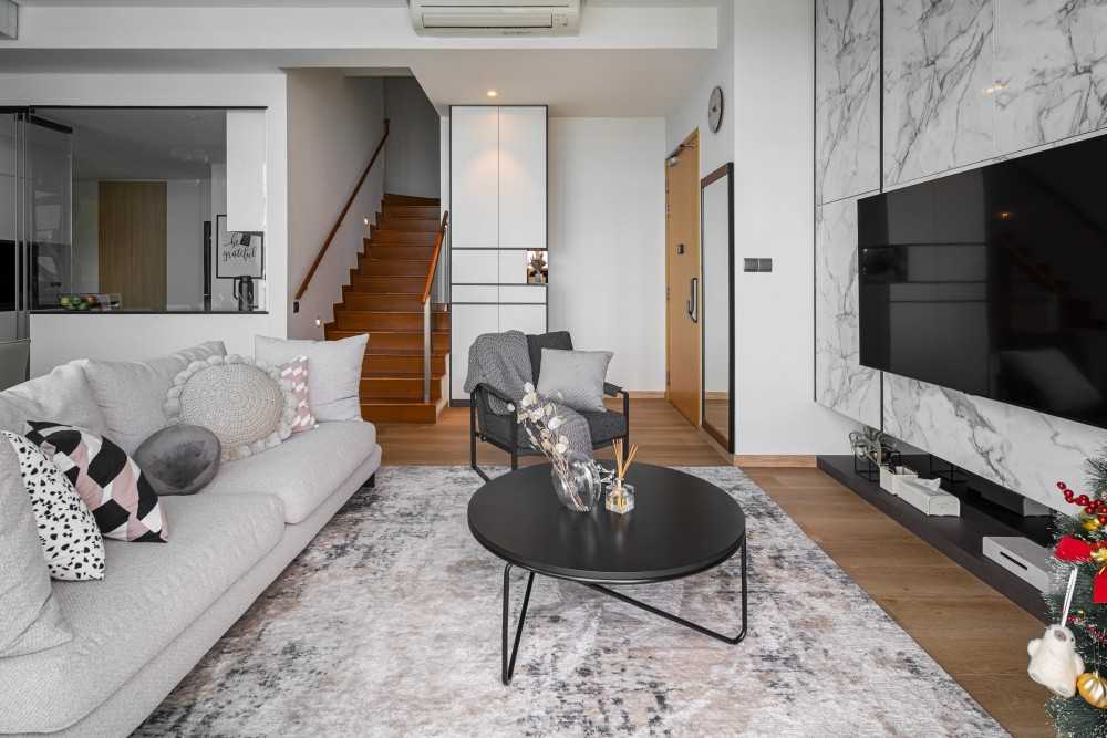 Contemporary Living Room with Feature Wall and Sofa