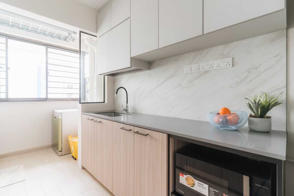 Minimalist Kitchen with Countertop and Kitchen Window