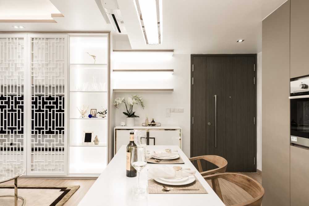 Asian Dining Room with Dining Table and Dining Chairs