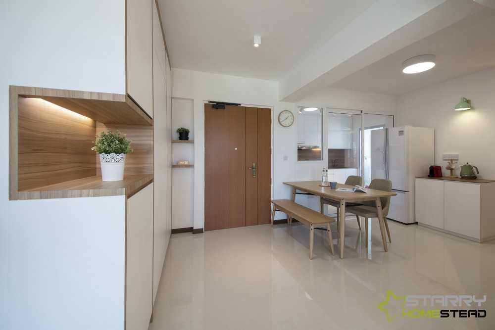 Scandinavian Dining Room with Dining Table and Dining Chairs