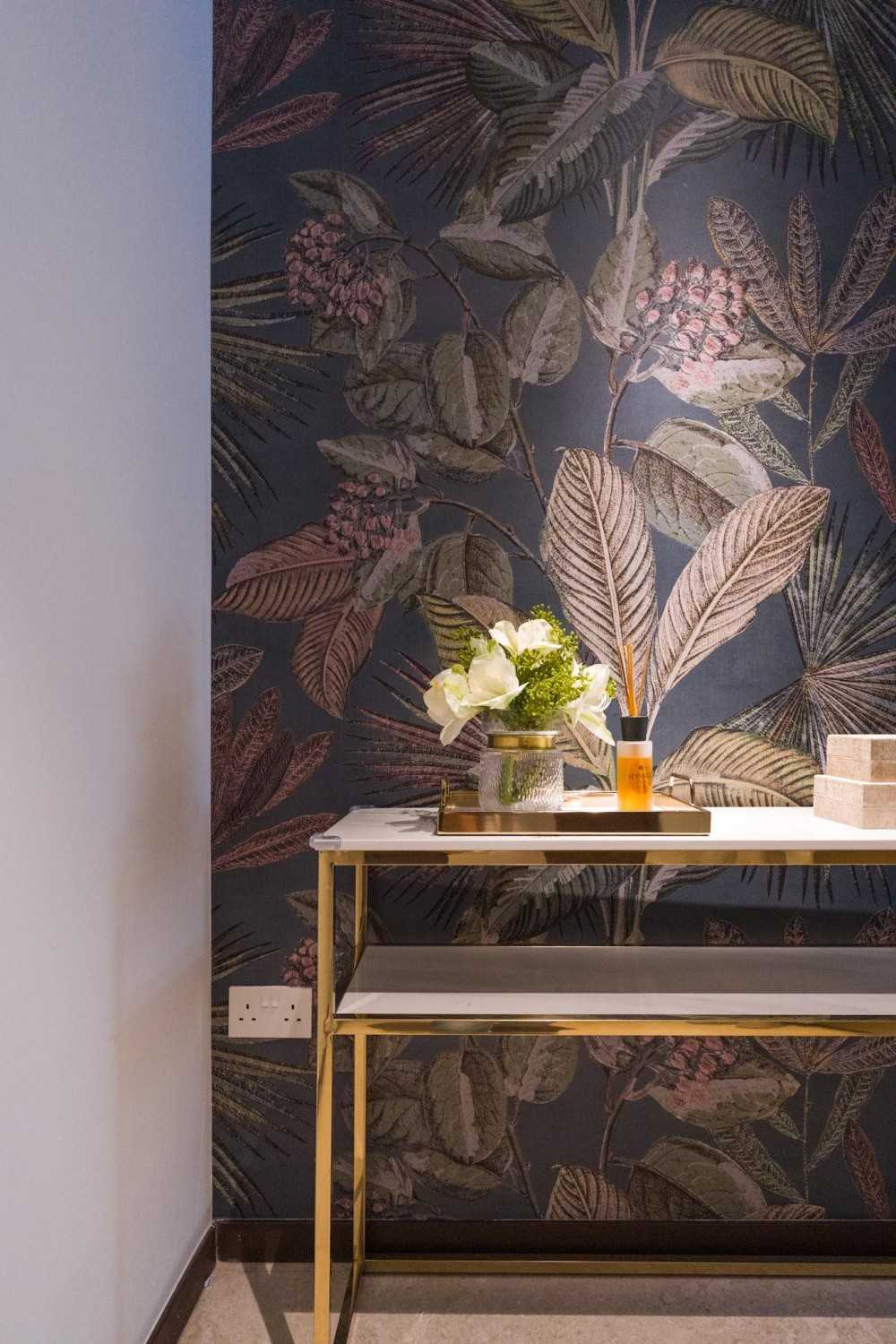 Modern Foyer with Feature Wall and Artwork