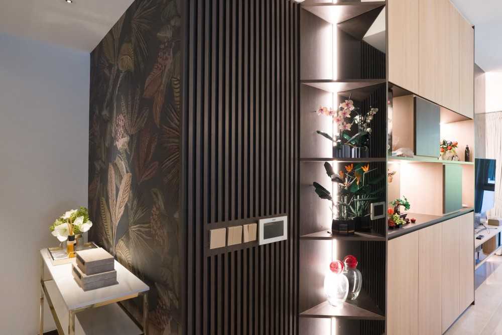 Modern Entryway with Feature Wall and Wallpaper