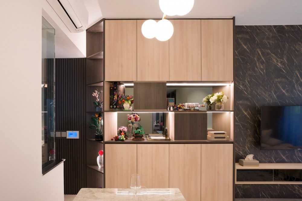 Modern Foyer with Artwork and Planters
