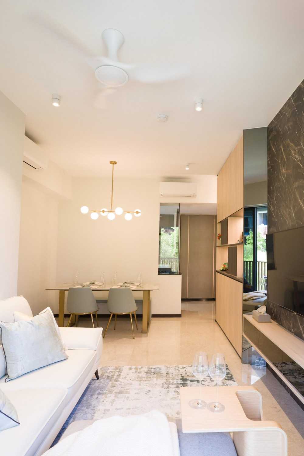 Modern Dining Room with Drop Light and Dining Table