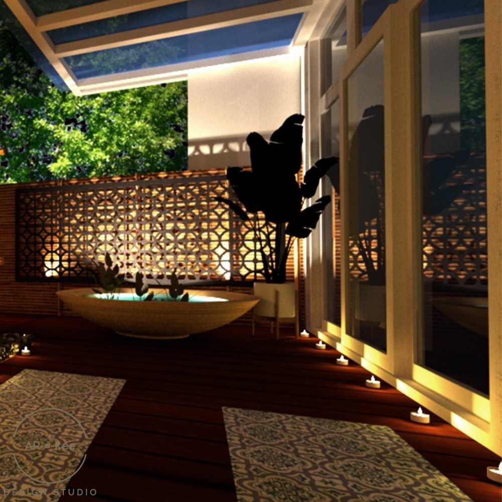 Asian Garden with Trellis and Planters