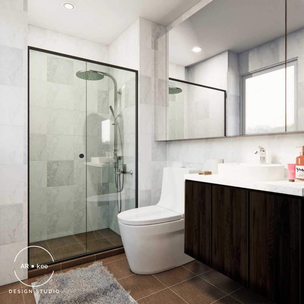 Vintage Bathroom with Marble Floor and Bathroom Accessories