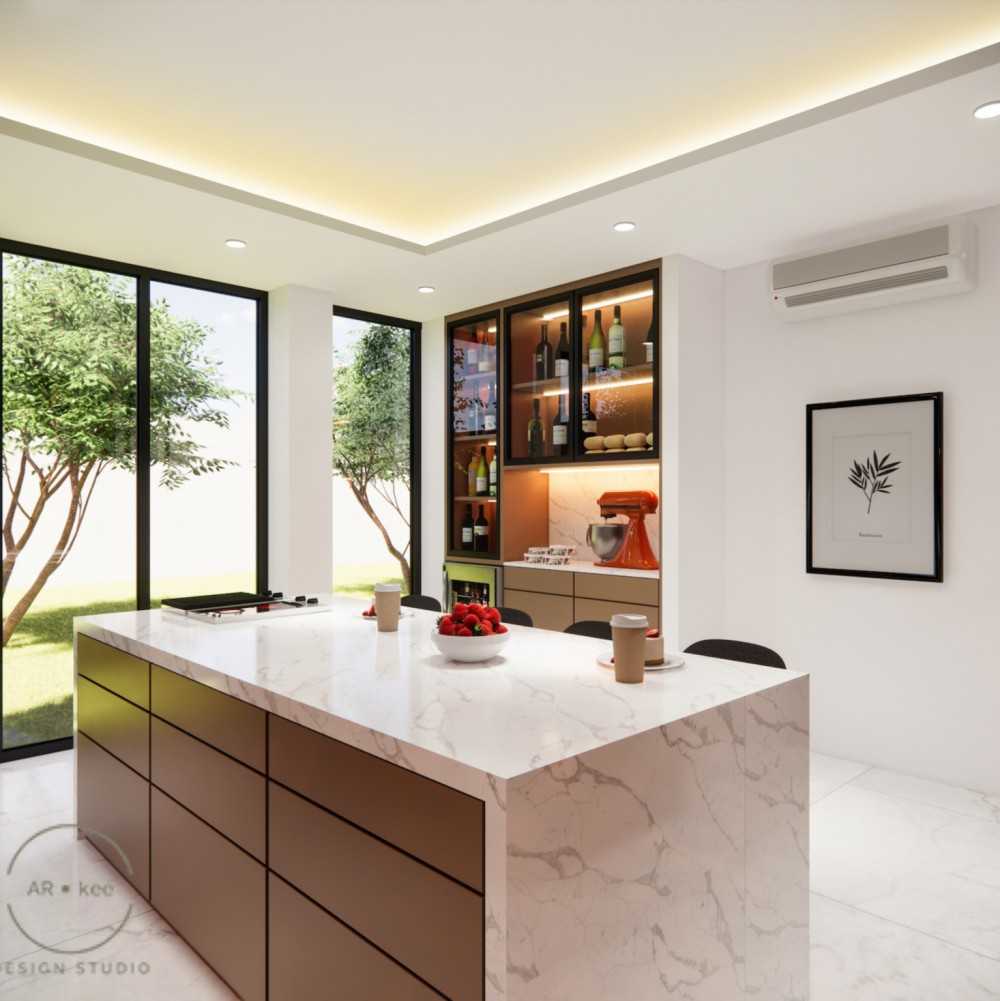 Contemporary Kitchen with Countertop and Vinyl Flooring