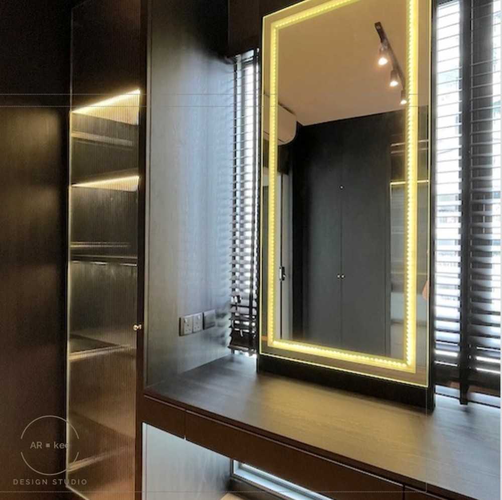 Modern Bathroom with Granite Floor and Wood Flooring