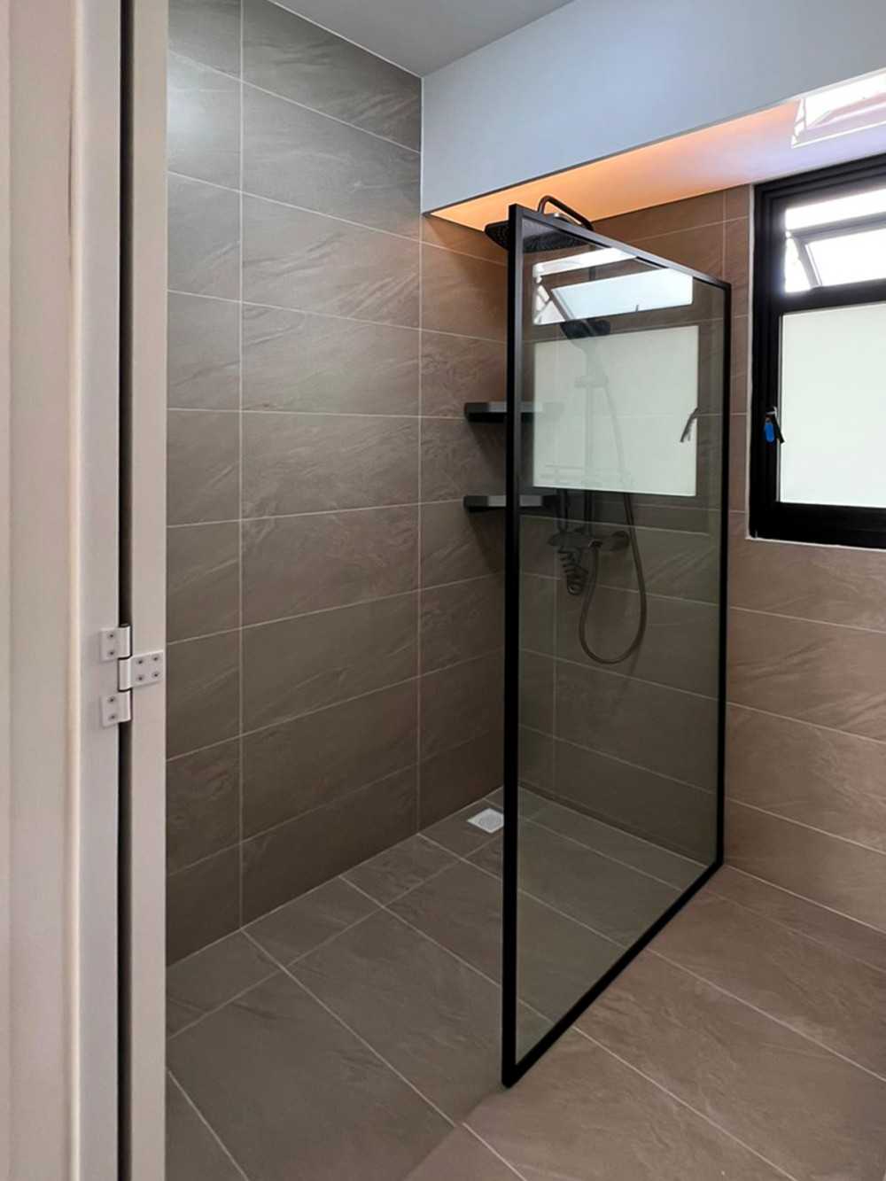 Scandinavian Bathroom with Shower Screen and Window Grille