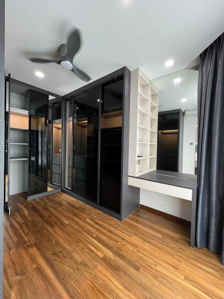 Modern Bedroom with Parquet Floor and Wood Flooring