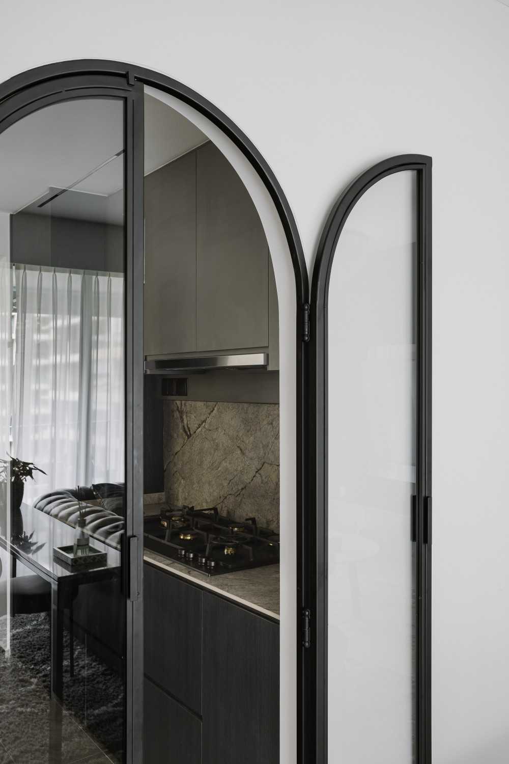 Modern Kitchen with Countertop and Kitchen Island