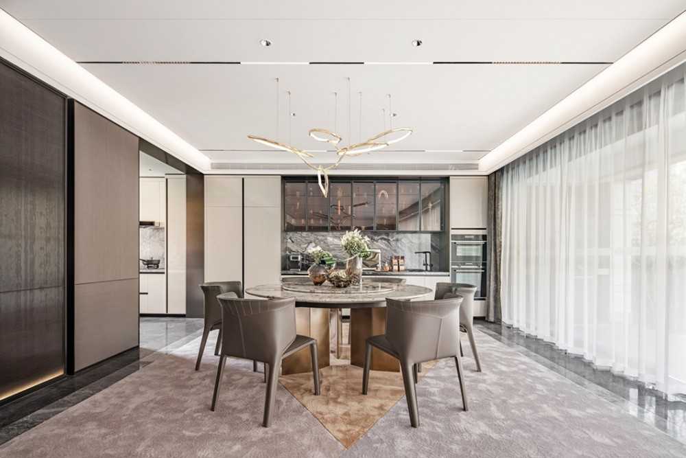 Contemporary Dining Room with Homogeneous Tiles and Kitchen Island
