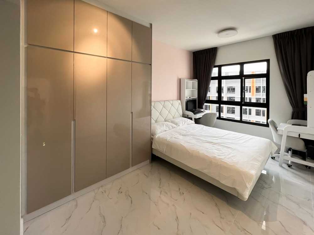 Modern Bedroom with Wardrobe and Window Grille