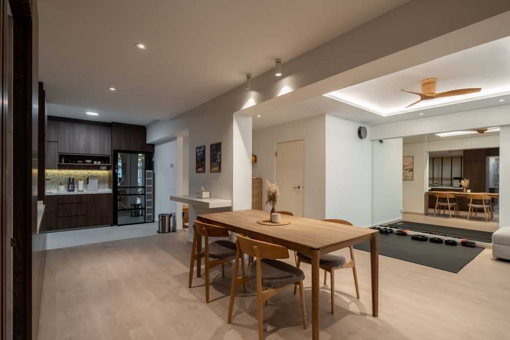 Scandinavian Dining Room with Drop Light and Drop Ceiling