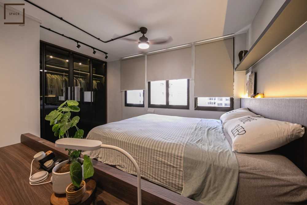 Contemporary Bedroom with Vinyl Flooring and Ceiling Light