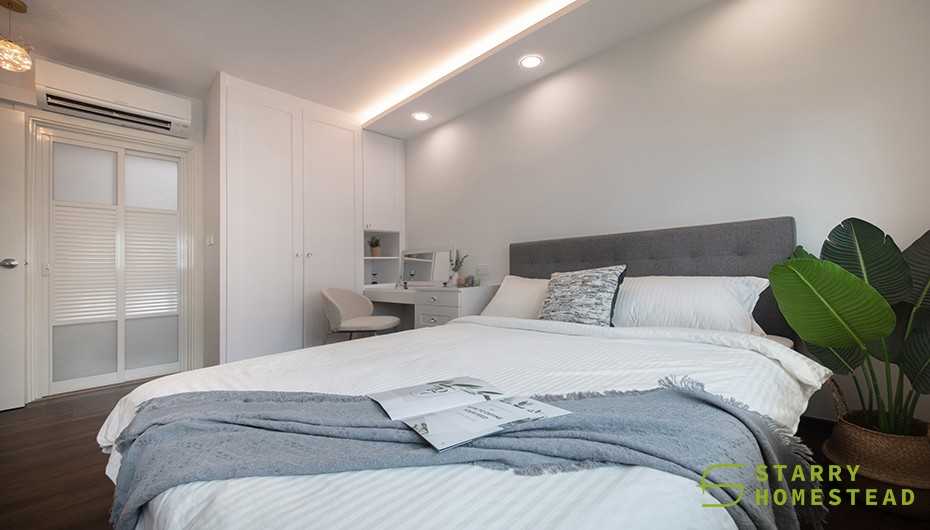 Modern Bedroom with Wood Flooring and Wardrobe