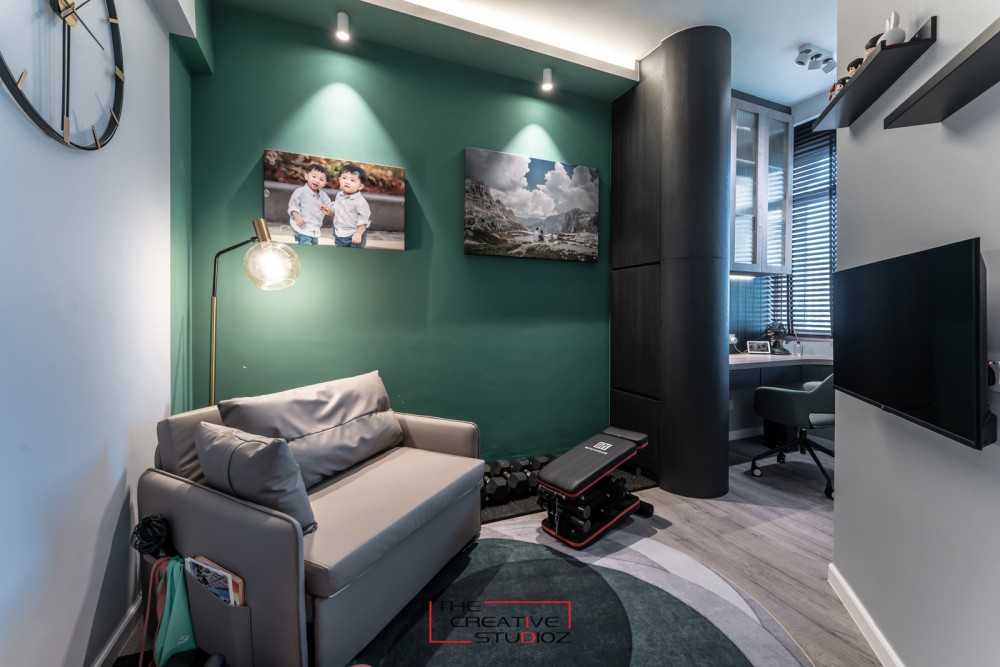 Contemporary Home Office with Bookshelf and Desk