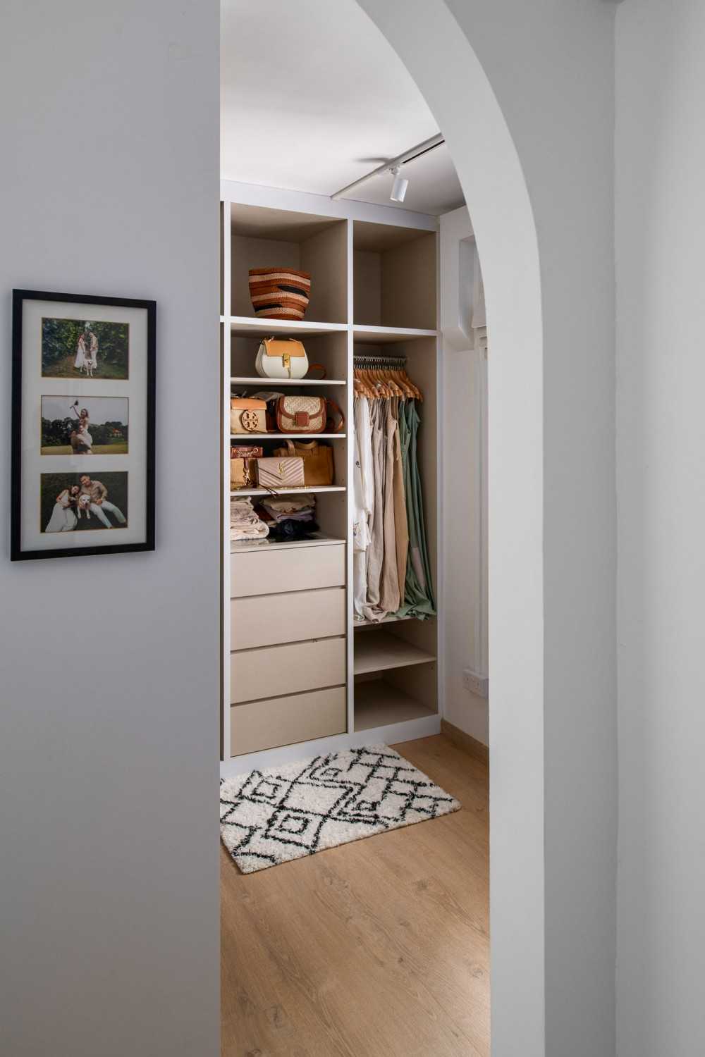 Country Bedroom with Vinyl Flooring and Wardrobe